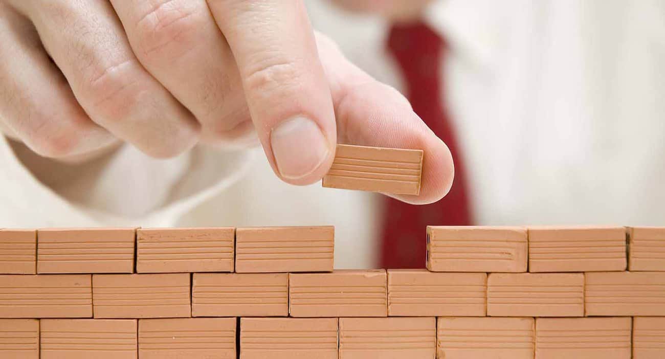 What Can a Party Wall Delay Actually Cost a Project Bromsgrove?